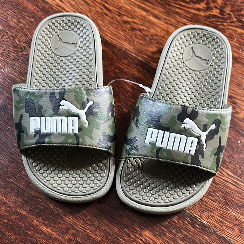 Puma Green Sandals Comfortable Flip Flops